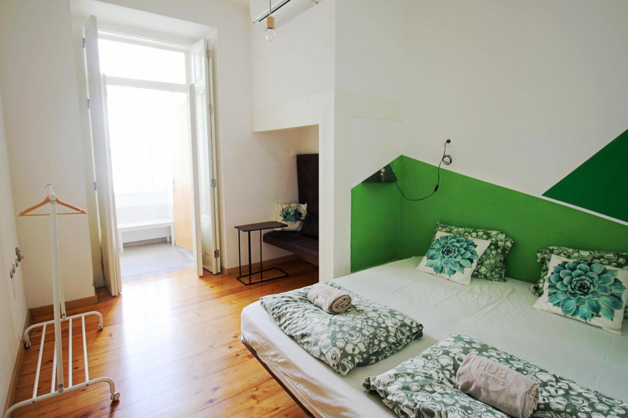 Wot Patio Hostel *